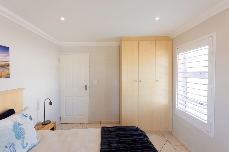 4 Bedroom Property for Sale in Golden Mile Western Cape